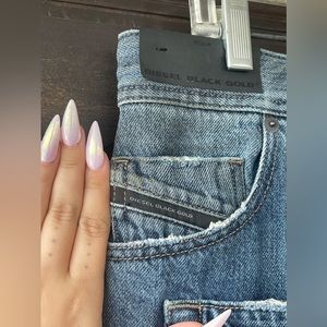 NWT Diesel Black Gold Regular Slim Cut Jeans